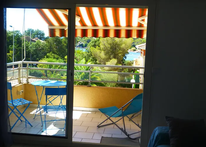 Privilege Apartment *